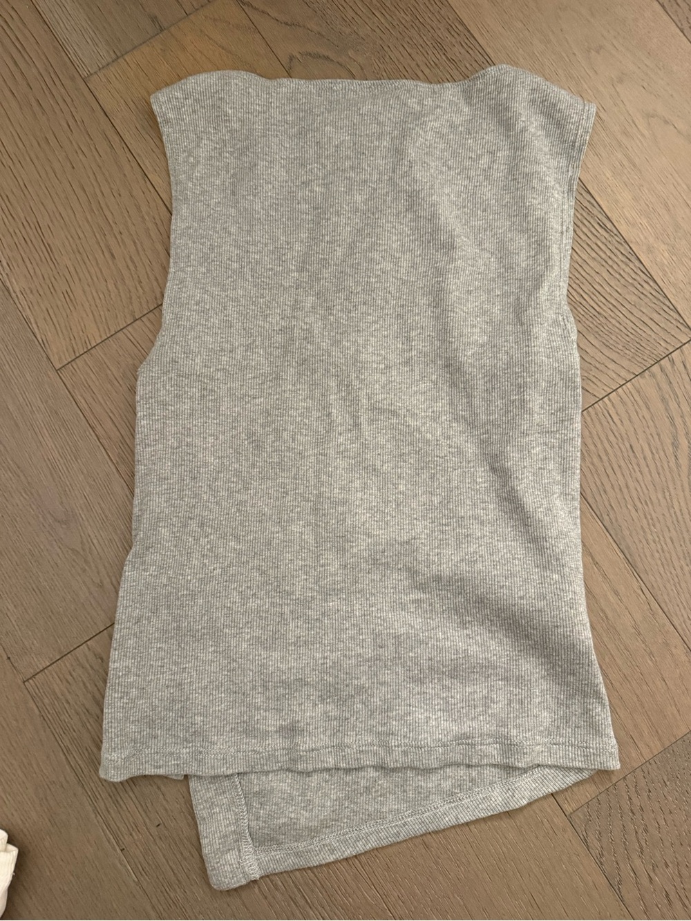 Reformation Ribbed Button-Accent Tank Top — Light Gray - Picture 2 of 4